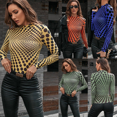Blusa Entallada con Cuello Camisero y Estampado Lunares - Image 4