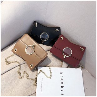 Bolso Cuadrado Pequeño con Cadena de Moda - Image 9