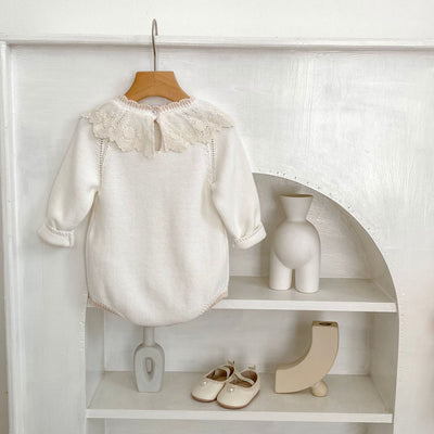 Suéter Infantil Otoño con Cuello de Encaje y Manga Larga - Image 11