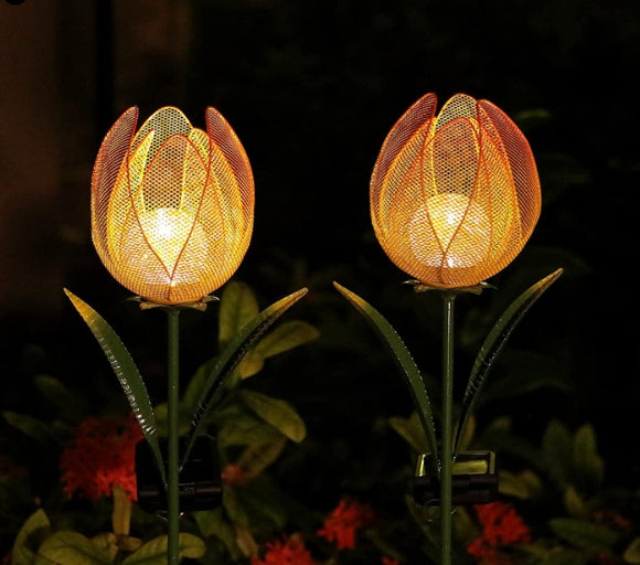 Lámpara Solar Tulipán Decorativa para Jardín - Diseño en Hierro Forjado