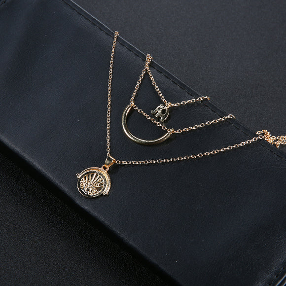 Collar Multicapa Diseño Exclusivo con Elefante, Luna y Planeta - Moda Europea y Americana