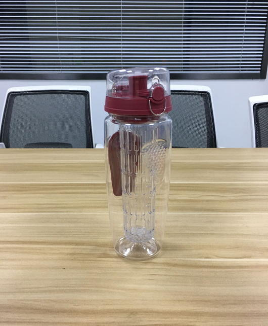 Botella Deportiva Tritan con Compartimento para Té de Frutas - Image 7