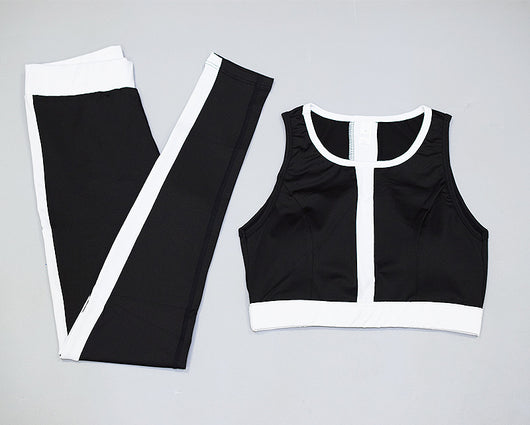 Conjunto Deportivo con Costuras Contrastantes en Blanco y Negro - Image 14