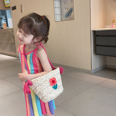 Bolsa Mensajera Infantil Tejida a Mano en Fibra Natural - Image 3