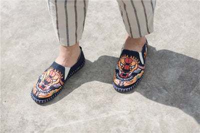 Zapatos Étnicos para Hombre con Estilo Auténtico - Image 8
