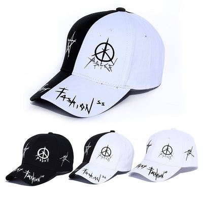 Gorra Snapback Patchwork Graffiti Blanco y Negro - Estilo Hip Hop Urbano Unisex