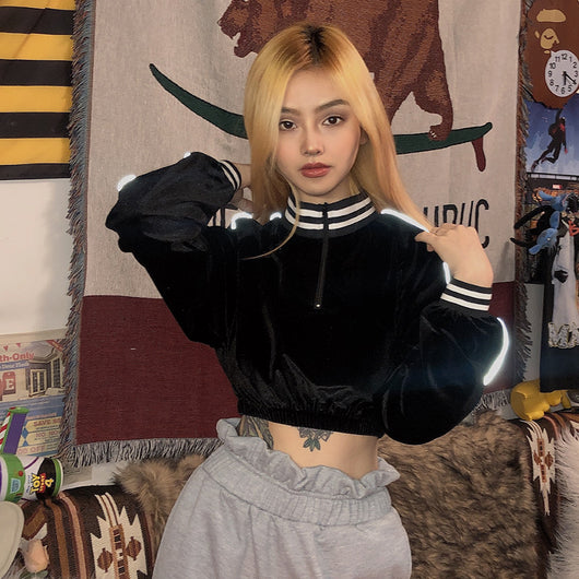 Remera Crop Top Ajustada - Image 4