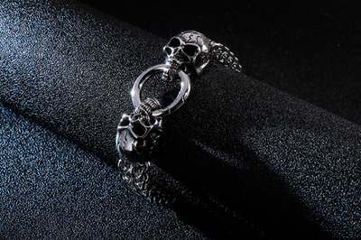 Pulsera de Acero Titanio Calavera Dominante - Image 9