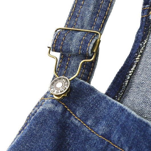 Overol Denim Rasgado con Estilo Urbano - Image 3