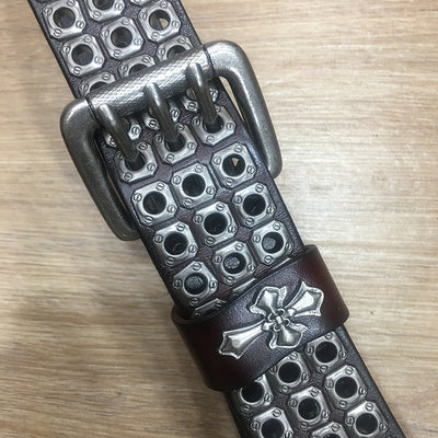 Cinturón de Cuero para Hombre Corns Hollow Rivet - Estilo y Durabilidad - Image 8