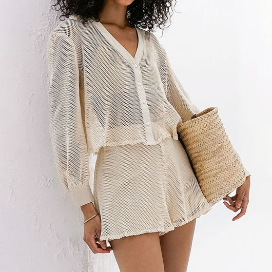 Conjunto de Malla Transpirable para Mujer - Blusa y Shorts Sueltos - Image 3
