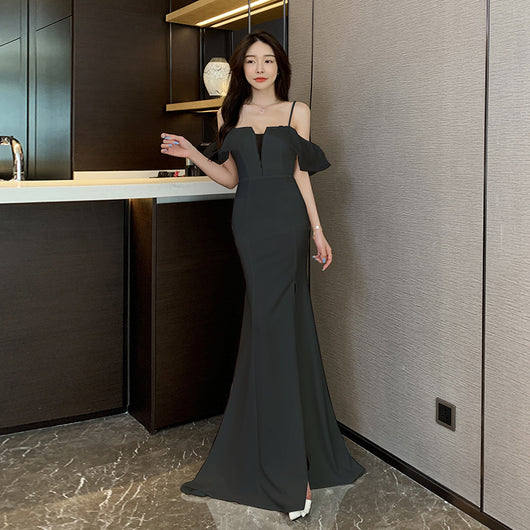 Vestido Largo Escotado con Halter Único - Image 3