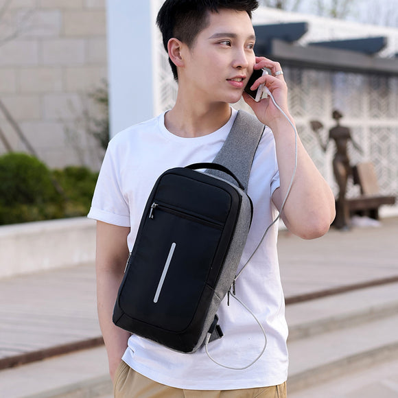 Mochila de Pecho Antirrobo con Carga USB