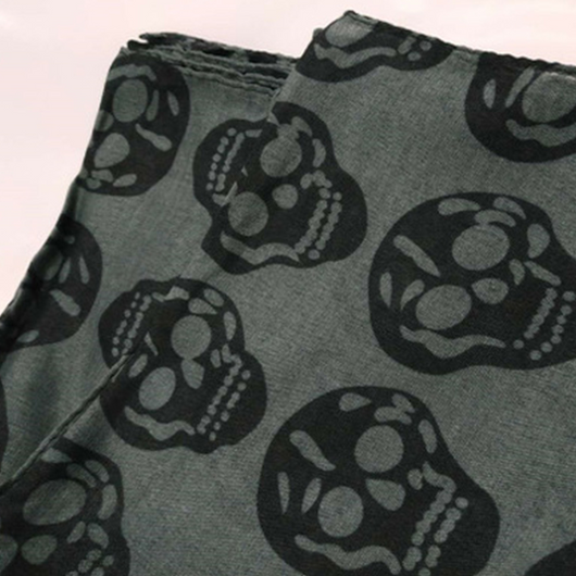 Bufanda de Algodón y Cáñamo con Diseño Calavera - Image 5