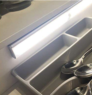 Luz LED Inteligente con Sensor de Movimiento y Carga Inalámbrica - Image 2