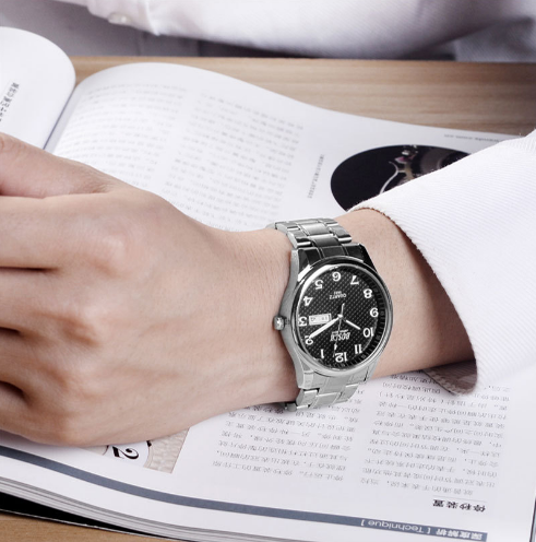 Reloj de Cuarzo Deportivo Dual con Calendario, Resistente al Agua e Iluminación Nocturna - Image 5