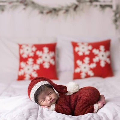 Conjunto Navideño para Recién Nacido: Gorro Mohair y Mameluco Elegante - Image 6