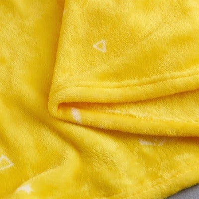 Manta de Terciopelo con Diseño de Piña Colorida - Image 4