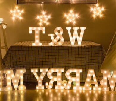 Letras LED Luminosas para Decoración del Hogar - Image 23