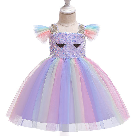 Aretes Decorativos con Diseño de Muñeca y Falda Arcoíris - Image 2