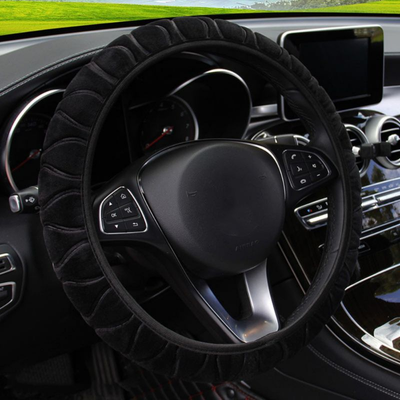 Funda de Peluche para Volante de Auto - Image 13