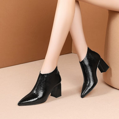 Botas de Cuero con Patrón Innovador para Tobillo