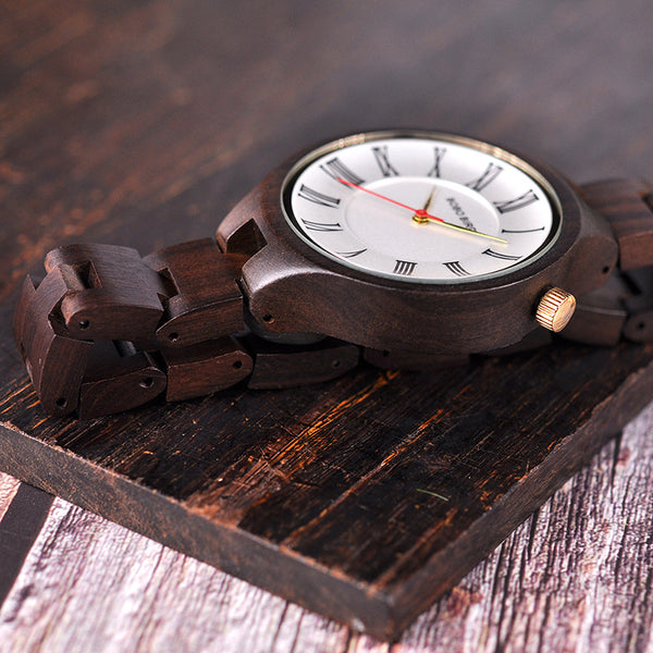 Reloj de Cuarzo con Cuerpo de Madera Natural