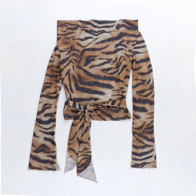 Blusa Leopardo Escote Profundo con Mangas Largas - Image 23