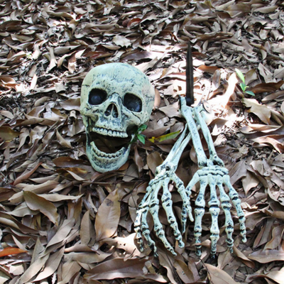 Decoración Halloween Calaveras y Garras - Props de Terror para Casa Embrujada - Image 3
