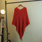 Blusa Cape con Mangas Murciélago y Detalles de Cuentas
