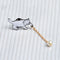 Cartoon anime fashion personality kitten pearl brooch XZ561