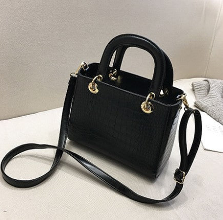 Bolso de Hombro Compacto - Image 14
