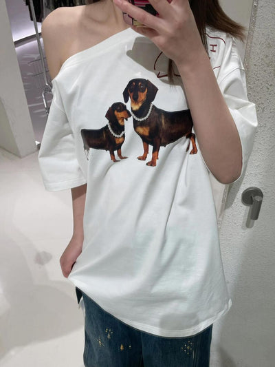 Camiseta Manga Corta Hombro Descubierto con Estampado Asimétrico Suelta y Versátil - Image 10