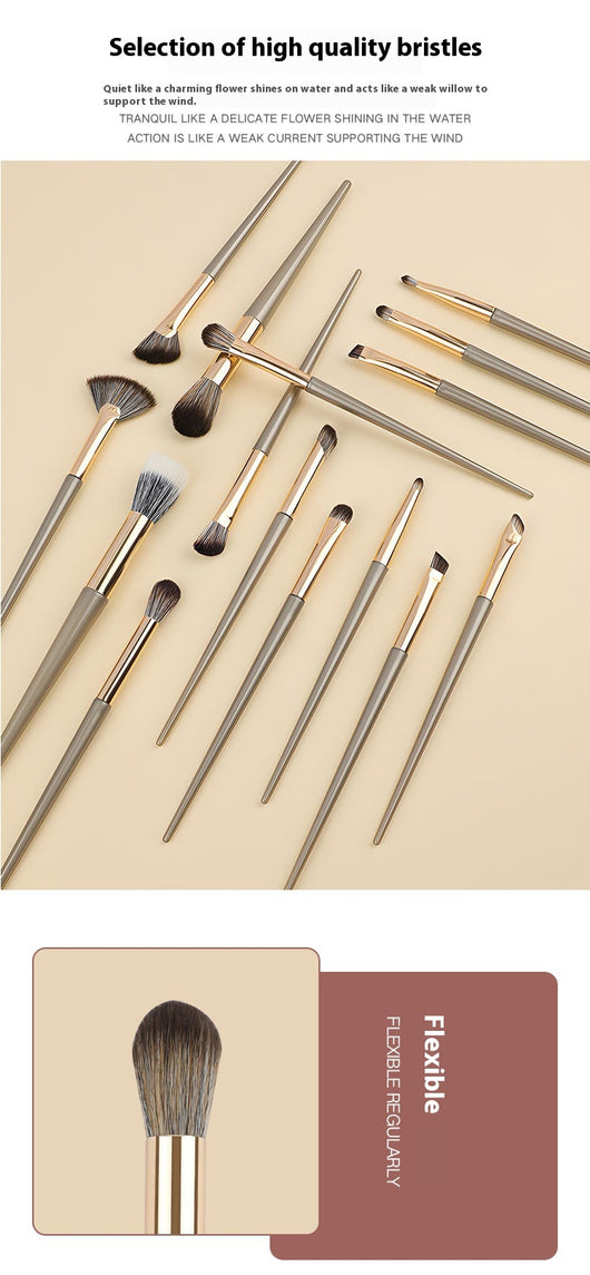 Set de 15 Brochas de Maquillaje Profesional con Flores Estampadas - Image 21