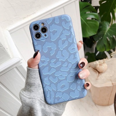 Funda Silicona Premium para iPhone 12, 8Plus y SE - Image 10