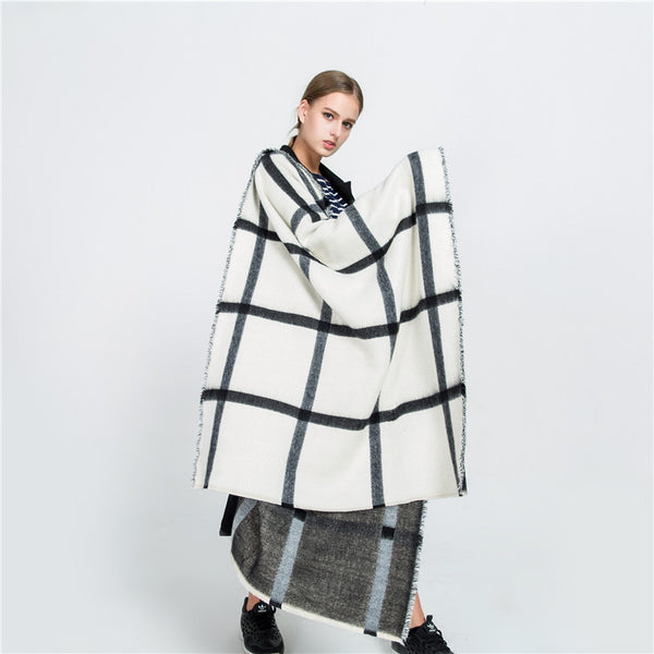 Bufanda Reversible Blanco y Negro de Microcashmira