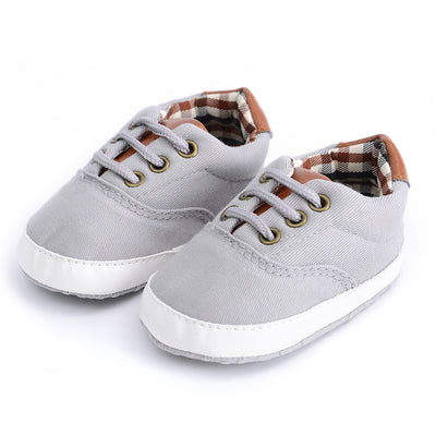 Zapatos de Lona Suave para Bebé - Diseño Casual con Encaje de Color Sólido - Image 3