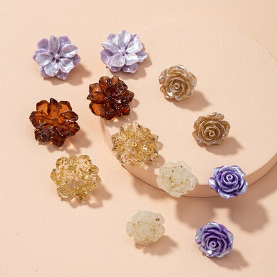 Aretes de Resina Transparente con Lámina de Oro y Rosas