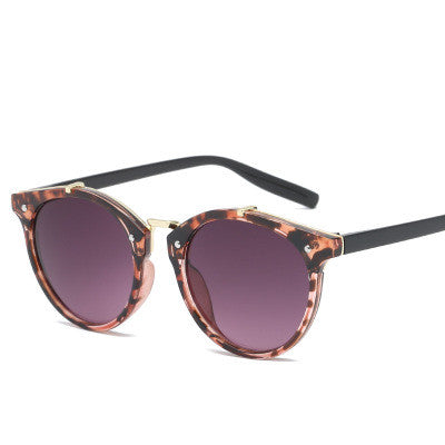 Black round sunglasses with silver mirrored lenses and gold-tone bridge and accents on a white background. - Image 10