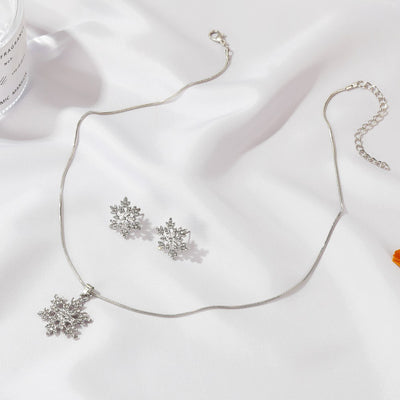 Conjunto de Collar y Aretes Copo de Nieve - Image 3