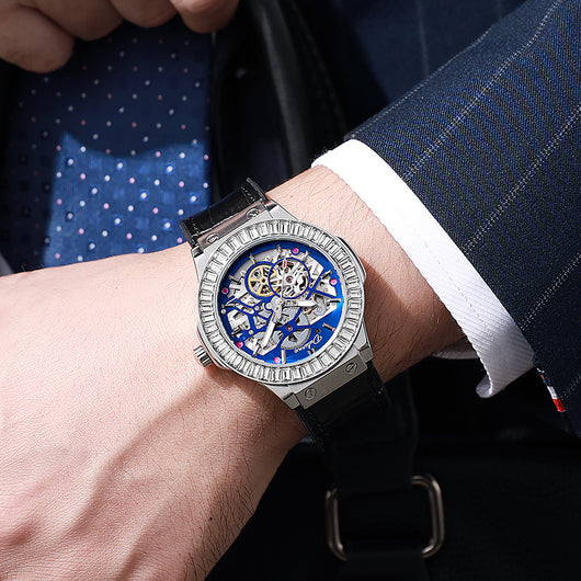 Reloj Mecánico Automático para Hombre con Movimiento Hueco y Diamantes