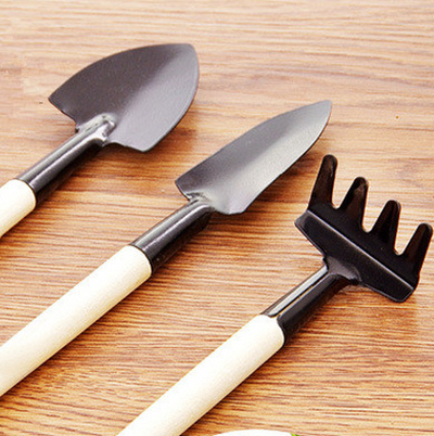 Set de 3 Herramientas Mini para Jardinería - Pala, Rastrillo y Desmalezador - Image 2