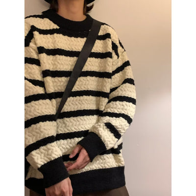 Suéter Cuello Redondo para Niño con Rayas Diseño Moderno - Image 7