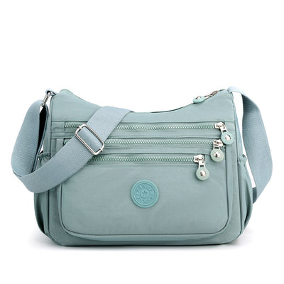Bolsa Mensajera Unisex Nylon Ligera - Diseño Minimalista y Funcional - Image 5