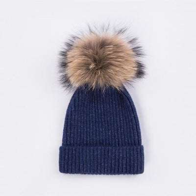 Gorro de Pompom Cálido y Versátil - Image 7