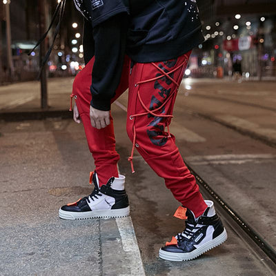 Pantalones Harem Hip Hop con Estampado Urbano y Puños Ajustables