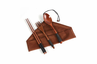 Juego de 4 Cucharas y Palillos de Madera Japonesa para Mesa - Image 10