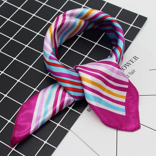 Pañuelo de Seda Elegante - Image 16