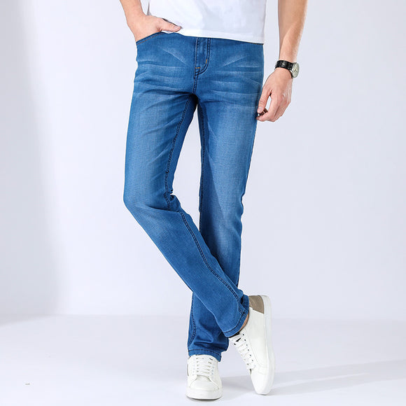 Jeans Casuales para Hombre Joven - Estilo Profesional