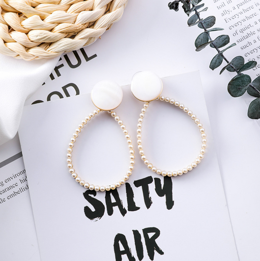 Aretes de Perla Colgante Elegante con Textura de Concha - Estilo Trendy Minimalista - Image 6